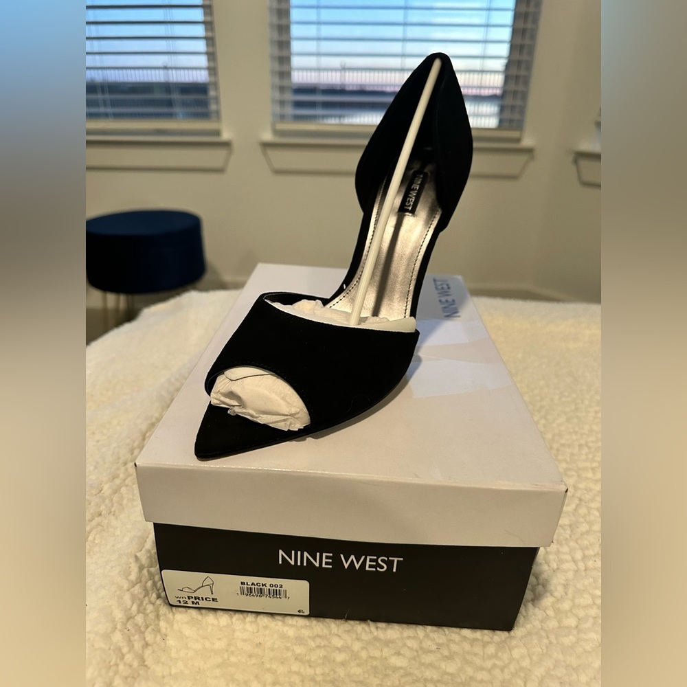 Brand new Nine West Price peep toe heels size 12M black suede 4 inch heel